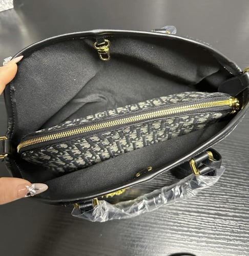 شنطه ديور | Dior