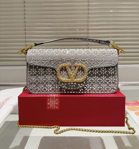 شنطه فالنتينو | Valentino