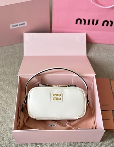شنطه ميو ميو|miumiu