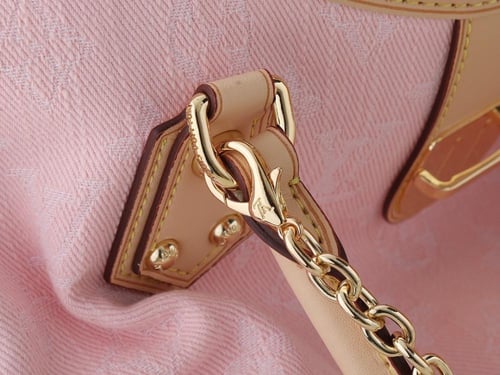 شنطه لوي فيتون| Lv