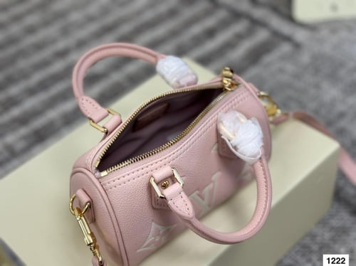 شنطه لوي فيتون| Lv