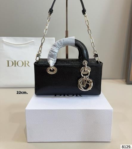 شنطه ديور | Dior