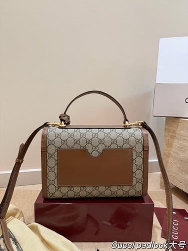 شنطه قوتشي| Gucci