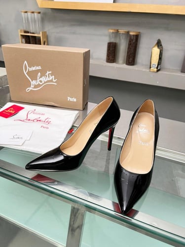 هيلز لوبوتان| Louboutin