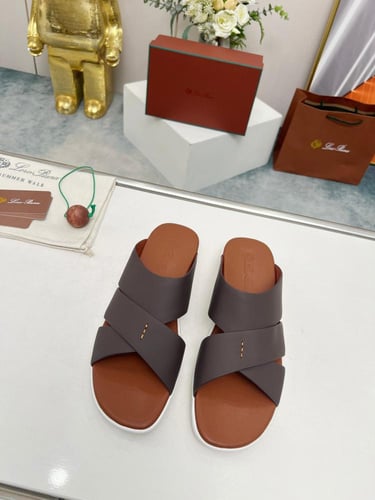 حذا لوبتون | Loro Piana
