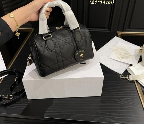 شنطه ديور| Dior
