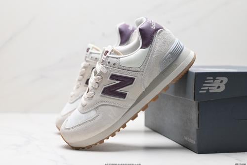 حذاء NB