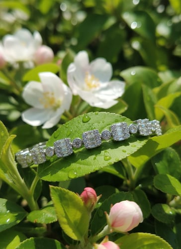 "إسوارة التنس الأنيقة بالزركون البراق – لمسة فاخرة...