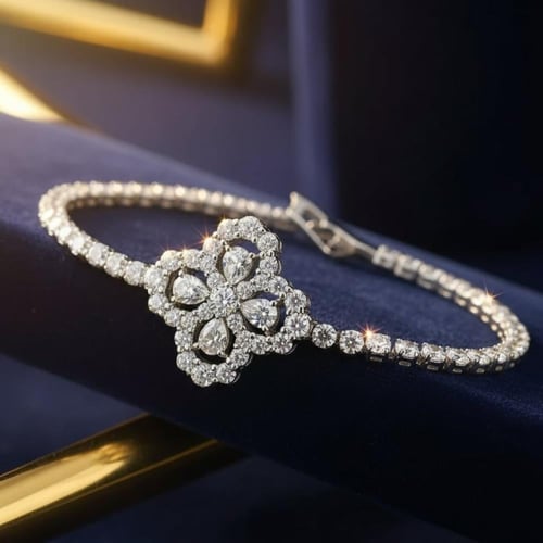 سوار فضي فاخر مرصعة بالكريستال – بريق لا يقاوم يزي...