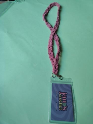 علاقة بطاقات تعريف (ID holder)