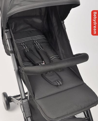 عربية بي B لون اسود