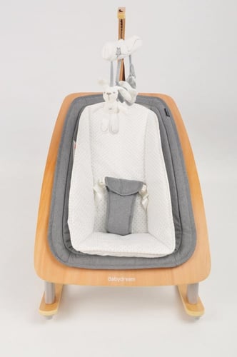 كرسي هزاز خشبي