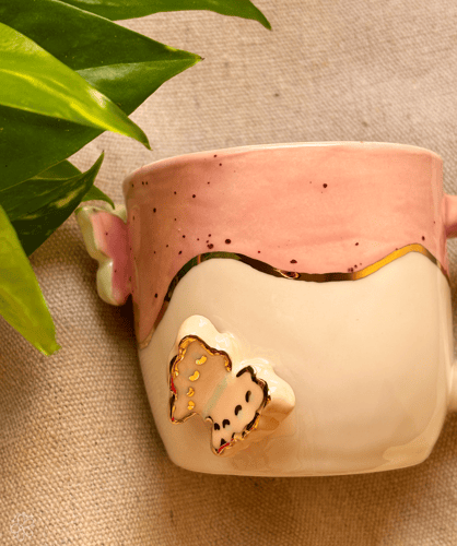 Butterfly cup الذهبي