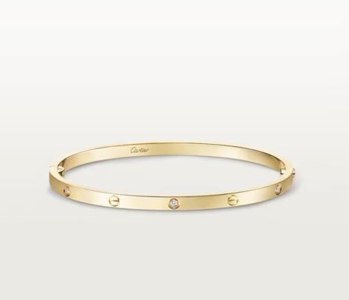 سوارة كارتية Love ٦ الماسات متوفر جميع المقاسات