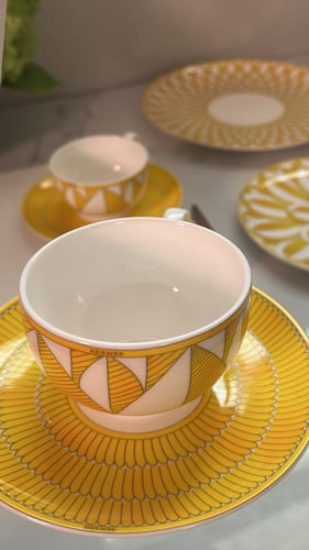 اكواب اصفر العدد ٢