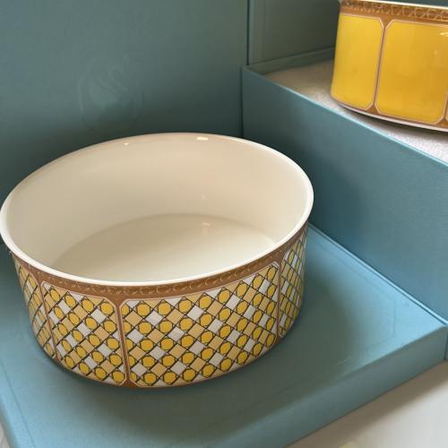 صحن تقديم اصفر منقش مقاس ٢٠ ماستر كواليتي