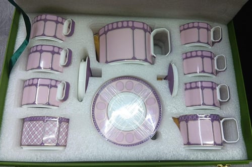 مجموعة كاملة من الإبريق والاكواب بالون الوردي ماست...