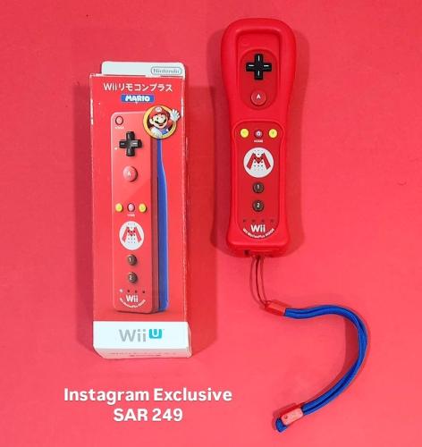 Officisl Wii Mots with Motion Plus- Super Mario Ed...