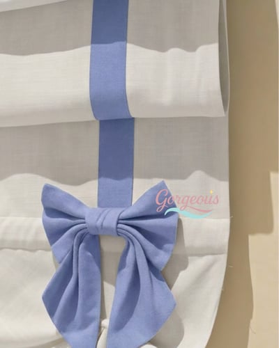 ستارة رومانية بشرايط وفيونكات جانبية - ألوان متعدد...