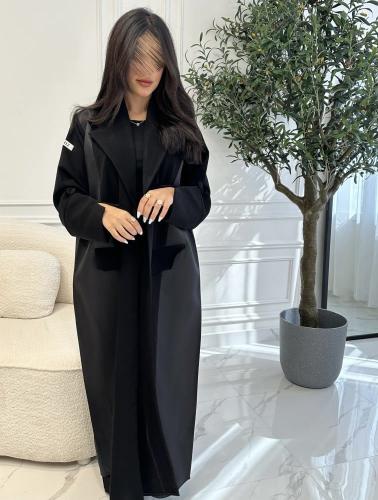 Seela Abaya