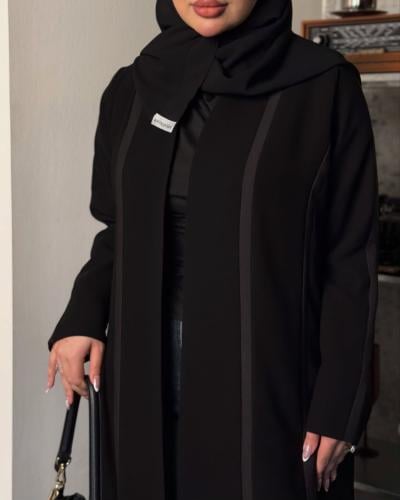 A black cloak