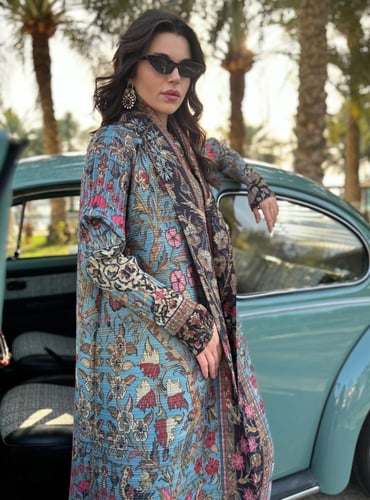 عباية 2025 مطوية مع وشاح وطباعة