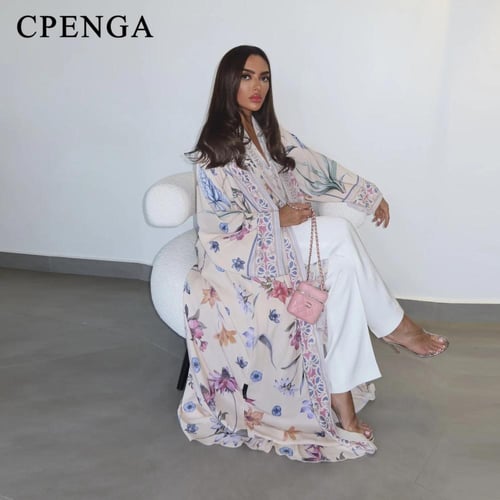عباية مطبوعة بالزهور مع وشاح مفتوح بتصميم أنيق لرم...