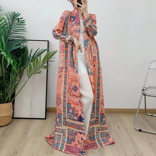 عباية 2025 مطوية مع وشاح وطباعة