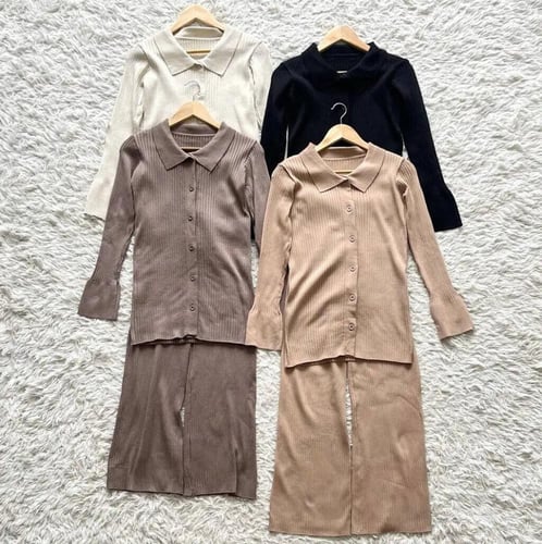 عباية تركية مع كنزة صوفية – طقم شتوي عصري للمحجبات