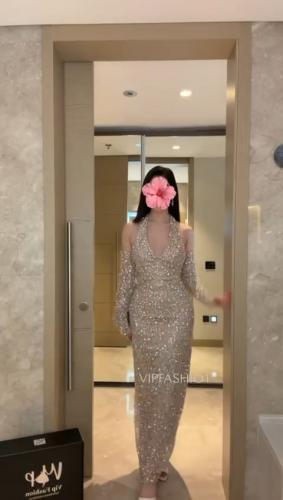 فستان سهرة بريق الكريستال بياقة هولتر