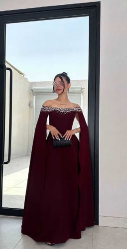 فستان سهره باربي كلووش وتطريز منوع