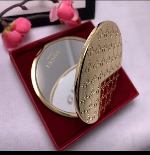 مرايا قوتشي