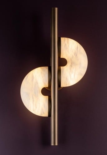 جدارية الأقواس المضيئة.