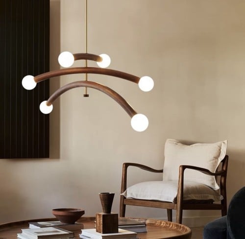 ثريا أ عمدة خشب ثلاثية