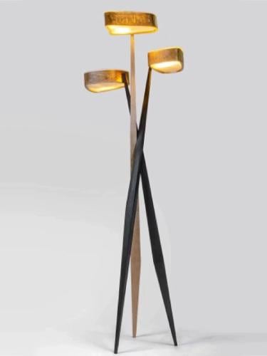 انارة ارضية ثلاثية السلاسل