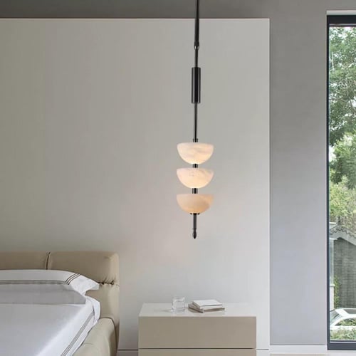 معلقة هندسية ثلاثيه