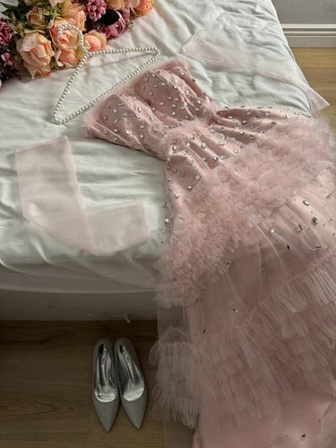 فستان هيفاء