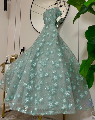 فستان وصايف