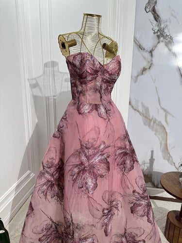 فساتين راقيهax