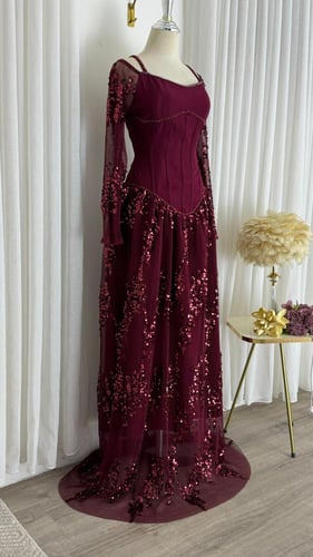 فستان وصايف