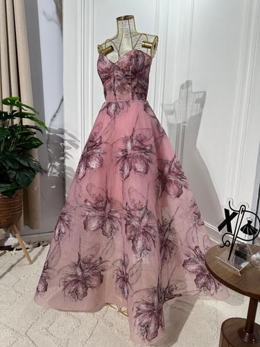 فساتين راقيهax