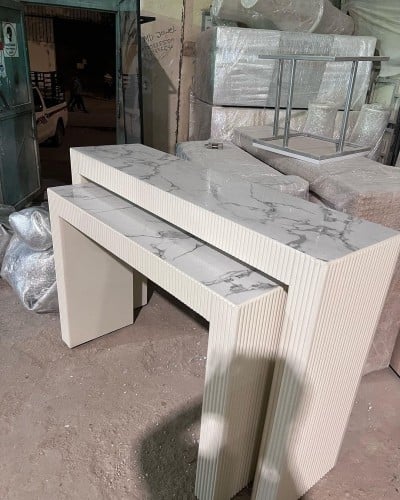 مدخل قطعتين متداخله بسطح بديل رخام