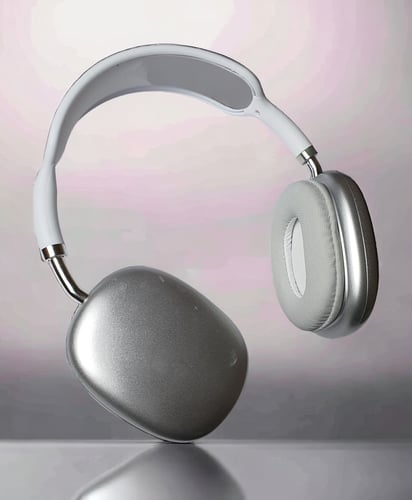 ساعة ذكية مع سماعة رأس