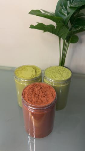 حناء وسدر ومشاط