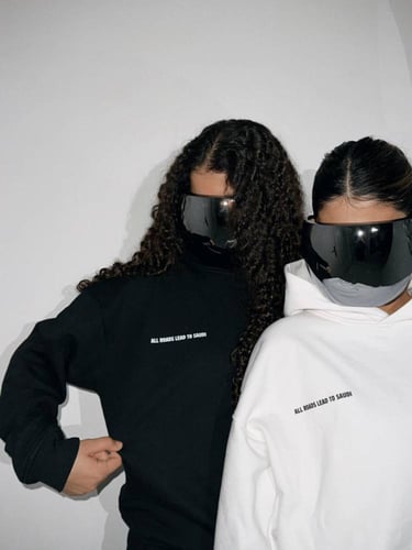 Hoodie MEET ME IN RIYADH