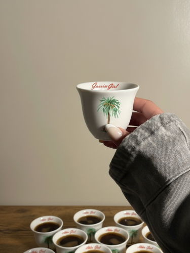 فناجيل قهوة مطبوعة Qassim Girl