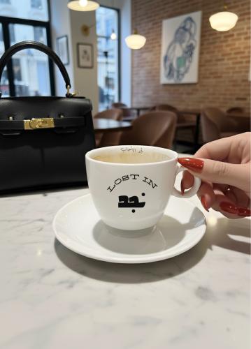 كوب قهوة مطبوع يوم التأسيس