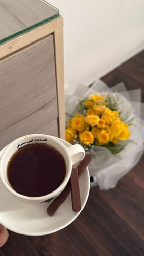 كوب قهوة طباعة المستحيل ليس سعودي