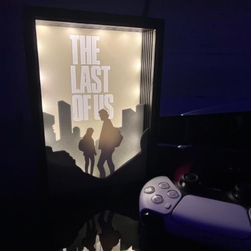 لوحة the Last of Us مضيئة