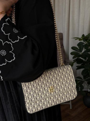 شنطة فاخرة سي اتش